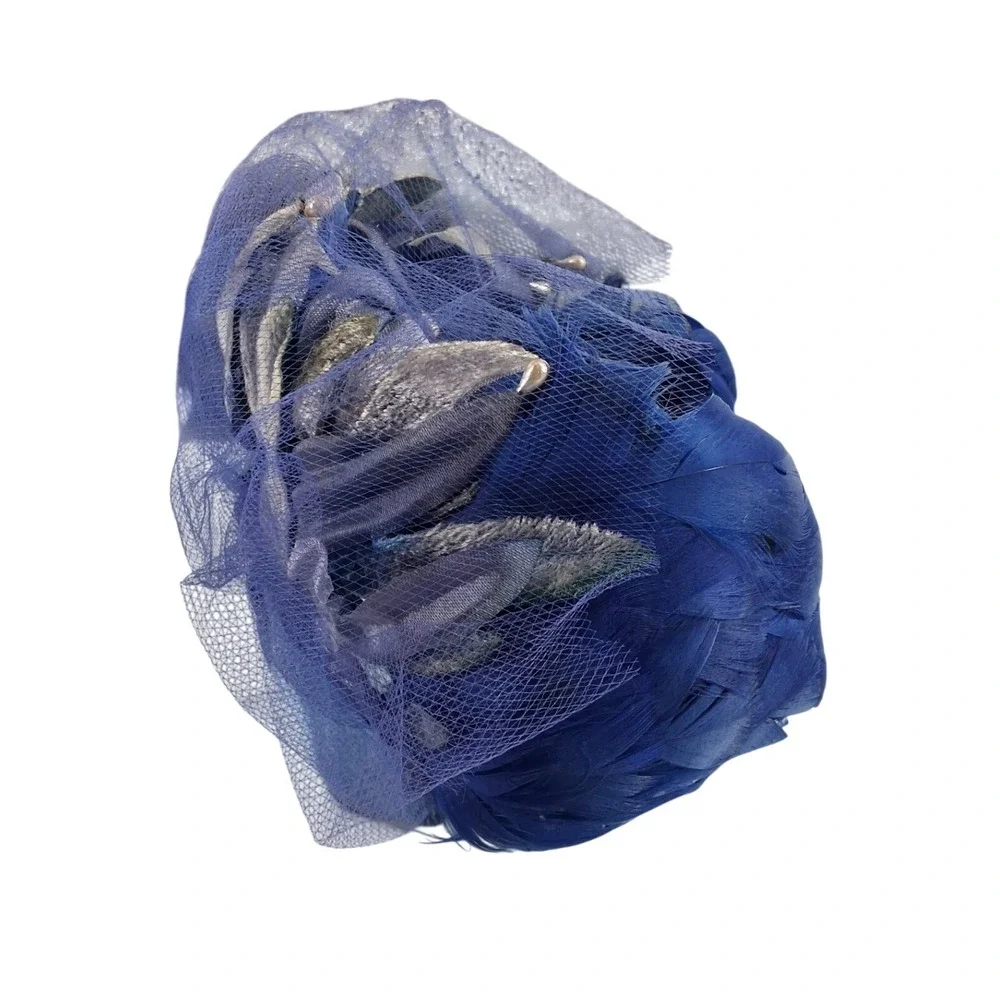Vintage Royal Blue Feather Fascinator Hat Veiling‎ Silver Petals 1950s Style